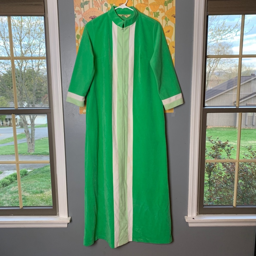 1970s Lime Green Long Velour Robe